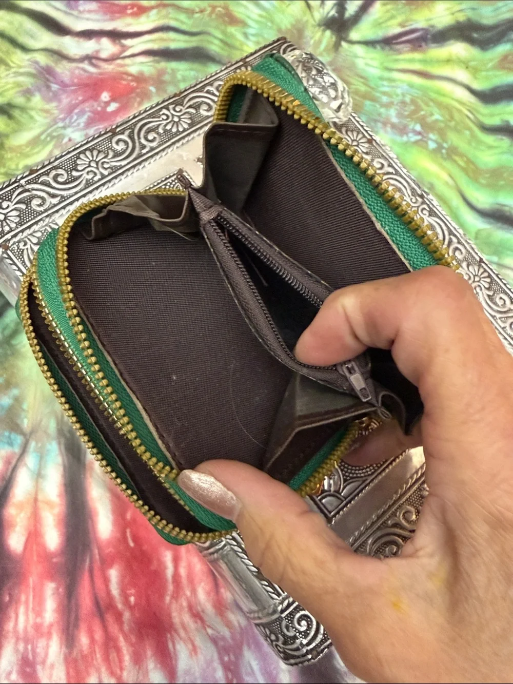 New! RFID Protected Green Zip-Around Card Wallet - Unbranded
